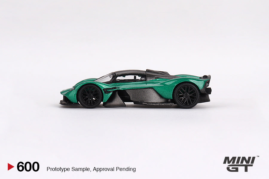 Mini GT: Aston Martin Valkyrie - Racing Green