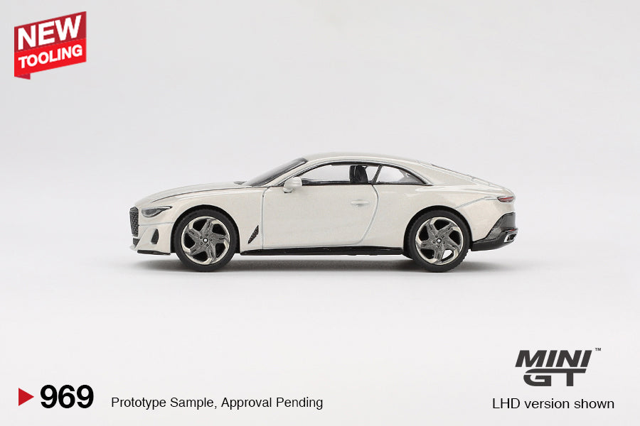[Preorder] Mini GT: Bentley Batur – Bonneville Pearl